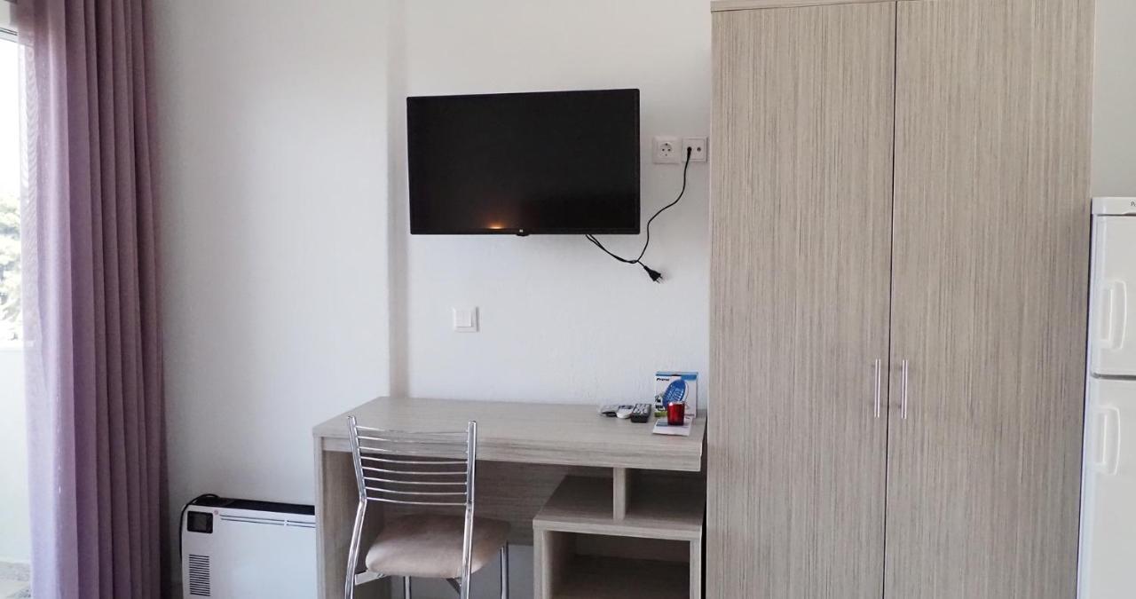 Valiant Sea Aparthotel Kryopigi Exteriör bild