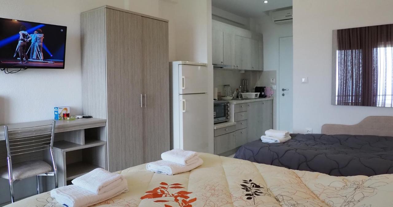 Valiant Sea Aparthotel Kryopigi Exteriör bild